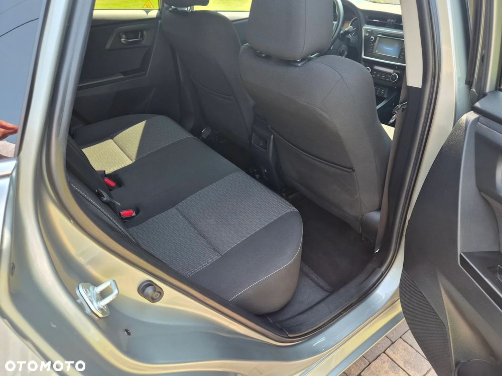 Toyota Auris 1.6 Valvematic Comfort - 26