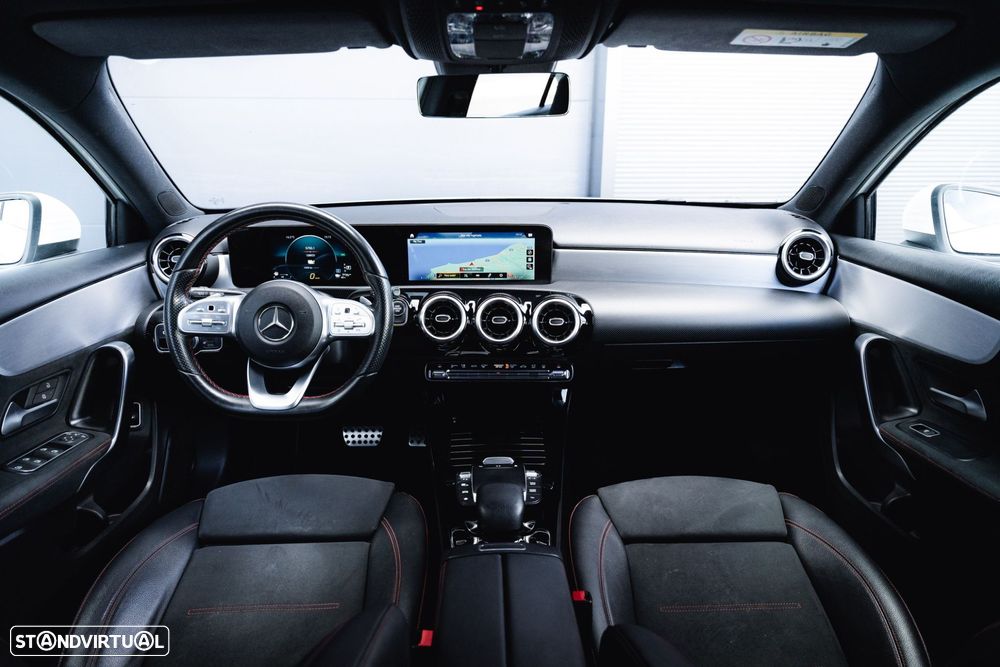 Mercedes-Benz A 250 e AMG Line - 10