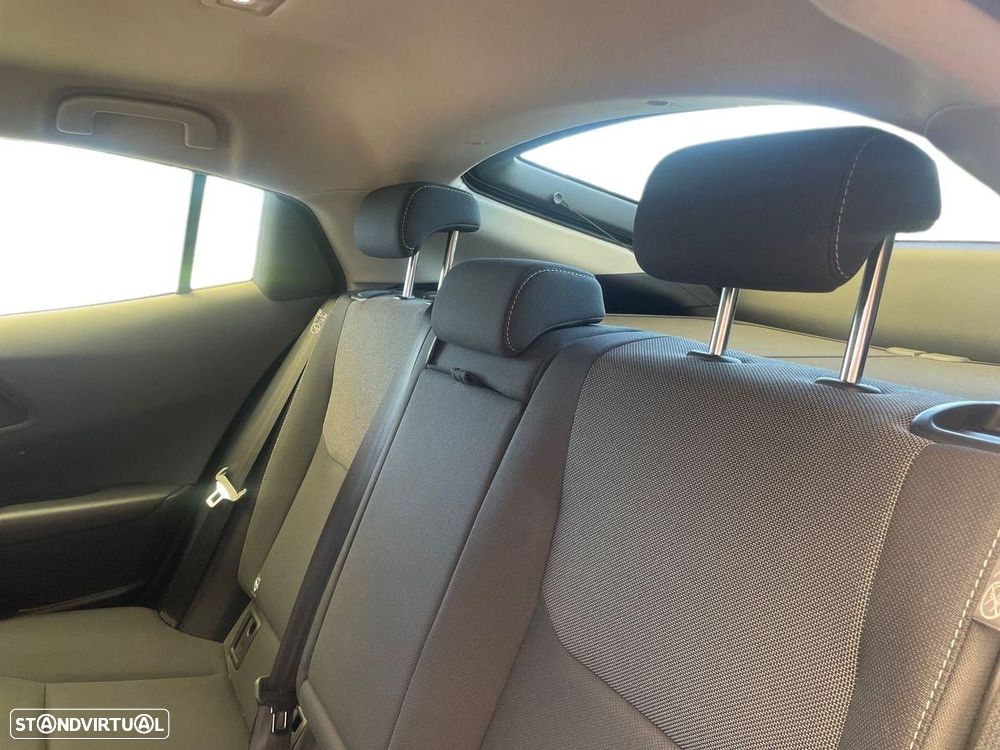Toyota Prius - 12