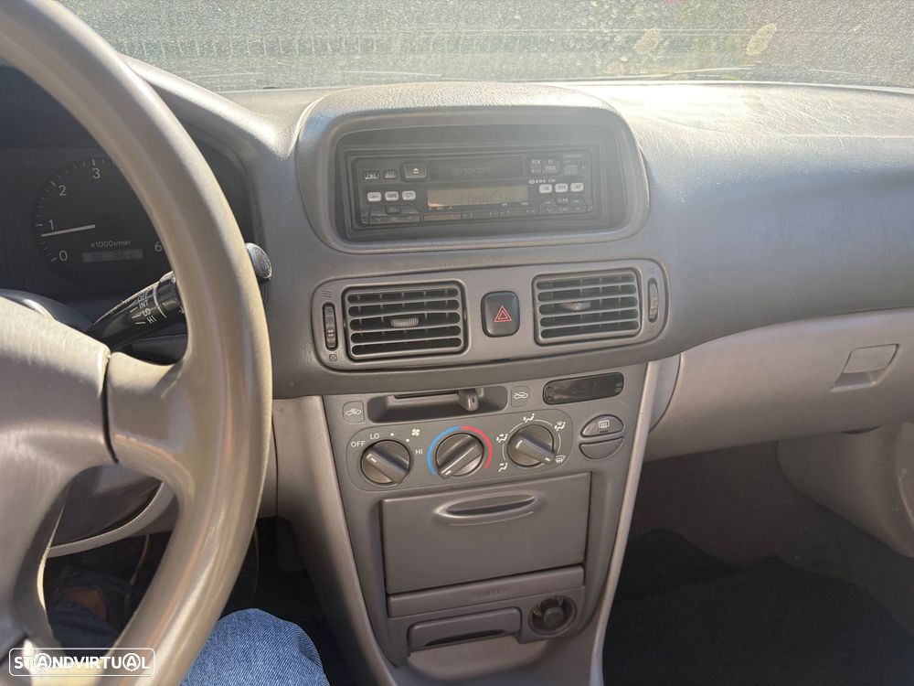 Toyota Corola - 10