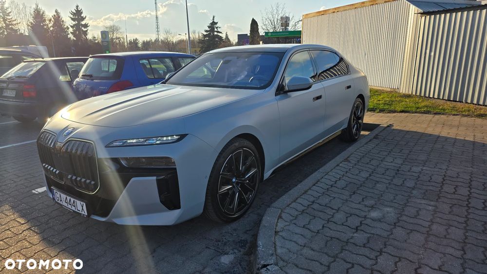 BMW Seria 7 740d xDrive mHEV Individual Edition sport - 29