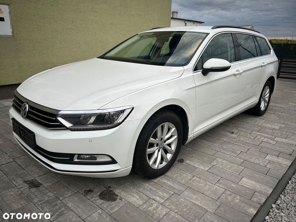 Volkswagen Passat 2.0 TDI (BlueMotion Technology) DSG Highline - 1