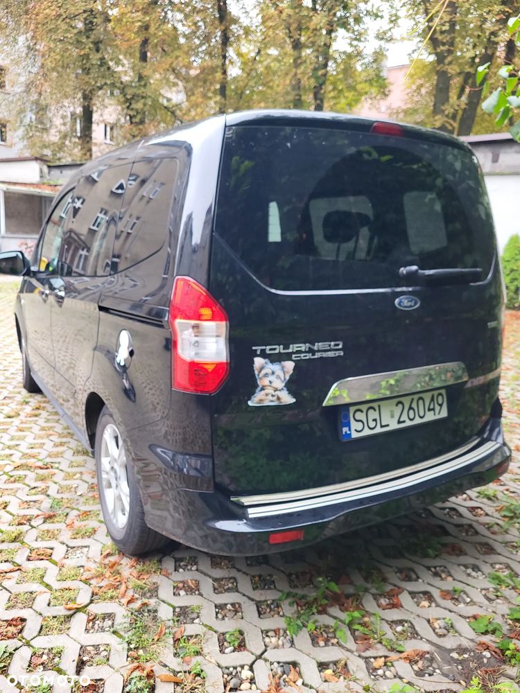 Ford Tourneo Courier - 4