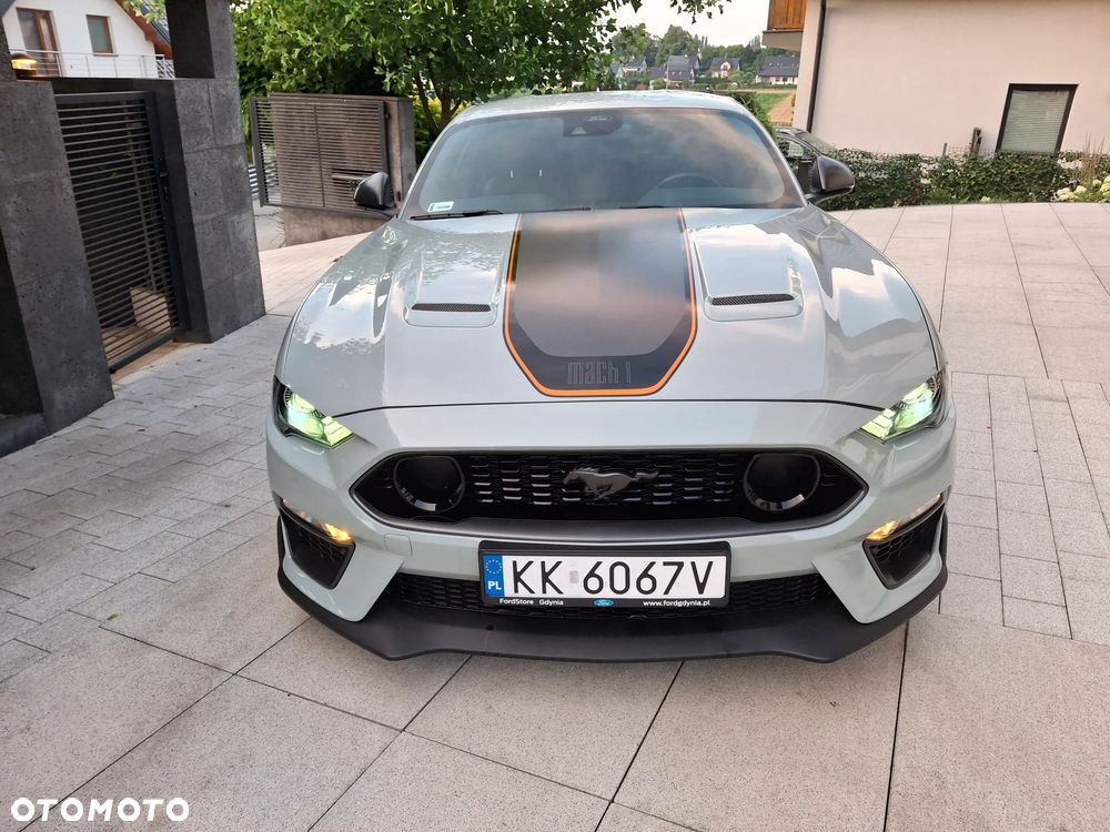 Ford Mustang - 3