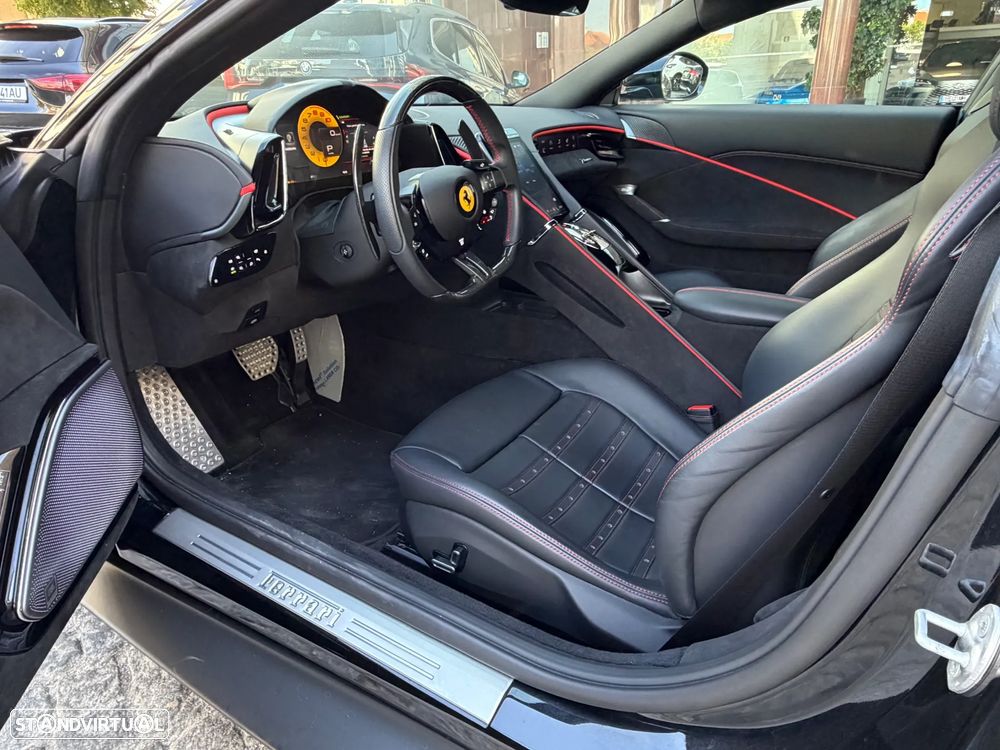Ferrari Roma 3.9 Twin-Turbo V8 - 8