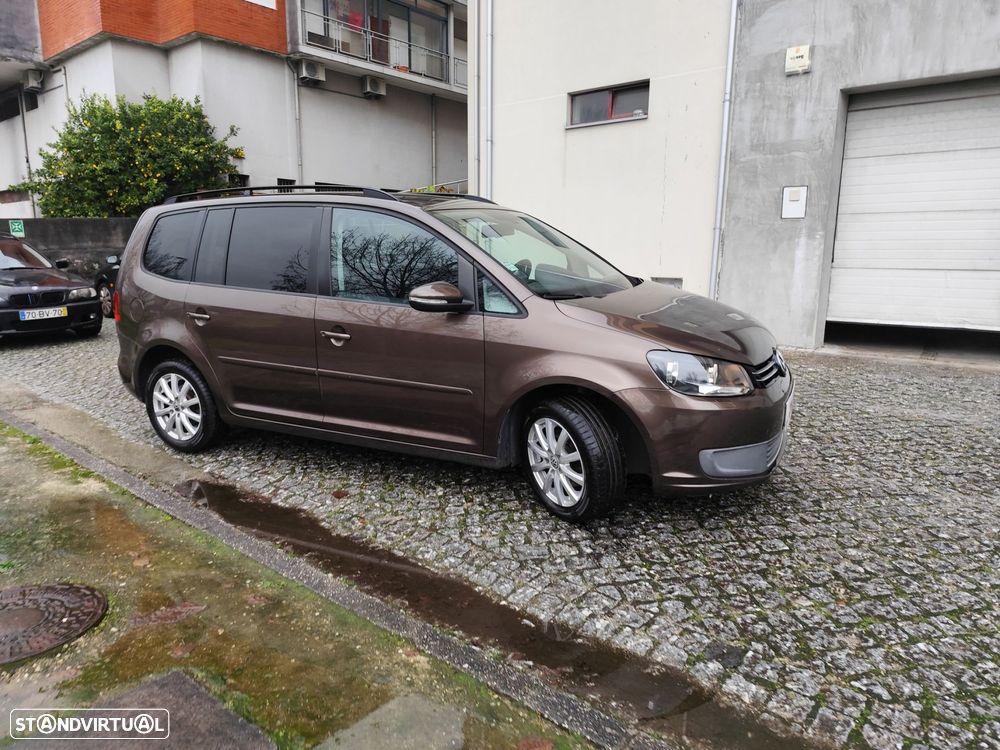 VW Touran 1.6 TDI DPF BlueMotion Highline - 11