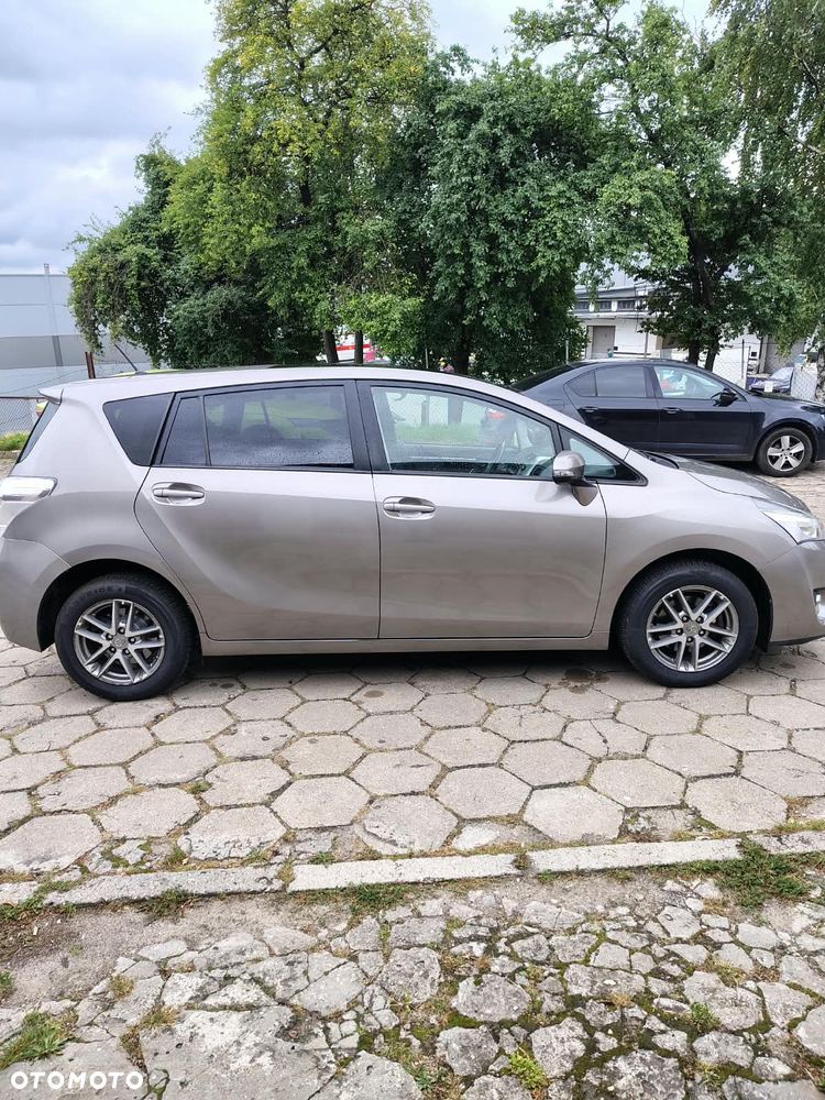 Toyota Verso - 6