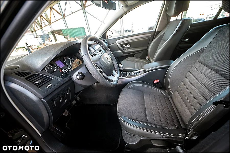 Renault Laguna - 33