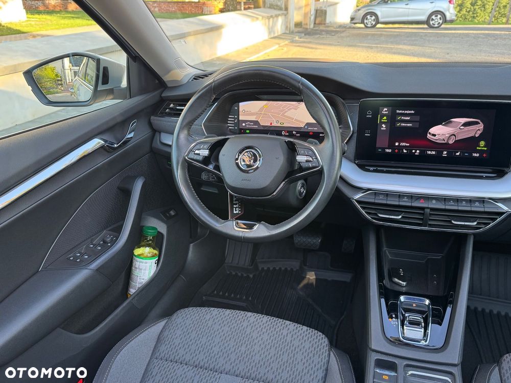 Skoda Octavia 2.0 TDI DSG Selection - 31