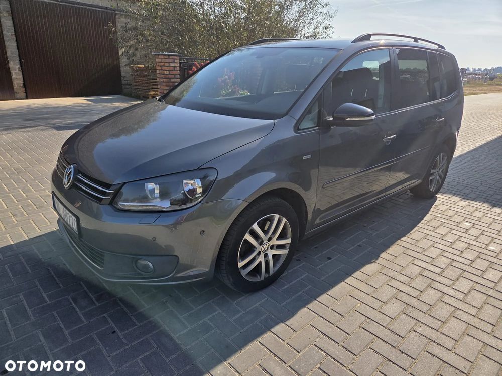 Volkswagen Touran - 8