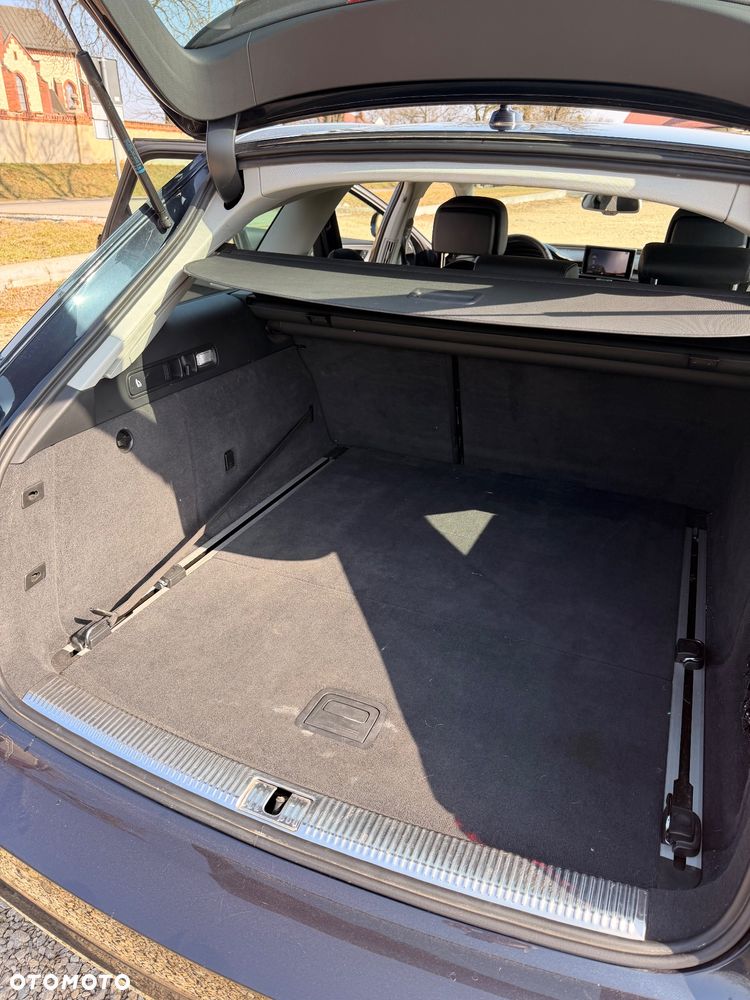 Audi A6 Avant 2.0 TDI Ultra S tronic - 33