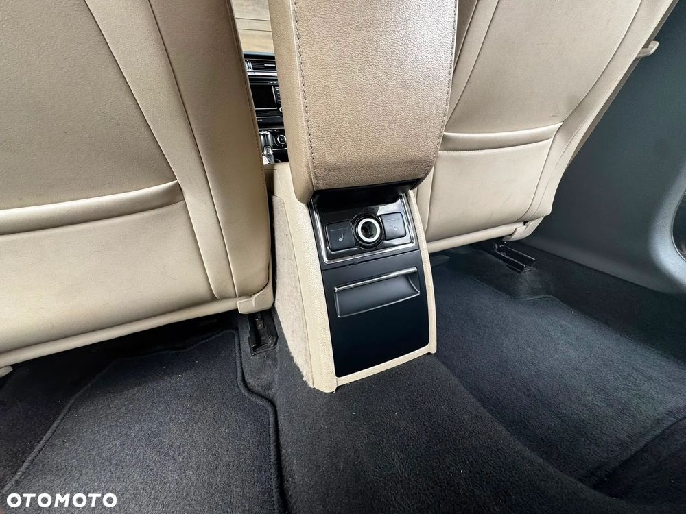 Skoda Superb 2.0 TDI 4x4 Elegance DSG - 21