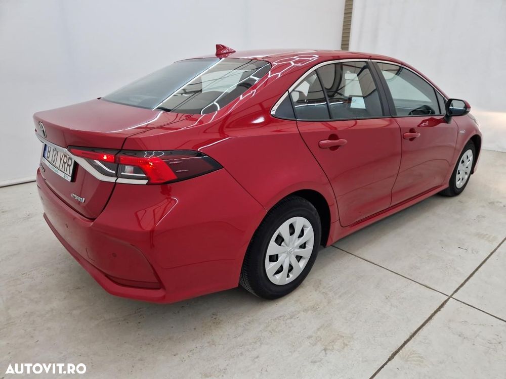 Toyota Corolla Sedan 1.8 HSD Business - 3