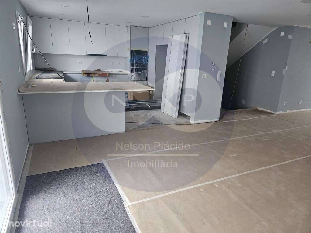 Moradia em fase final de construçao - Caneças, 15 min. de Lisboa - ... - Grande imagem: 4/15