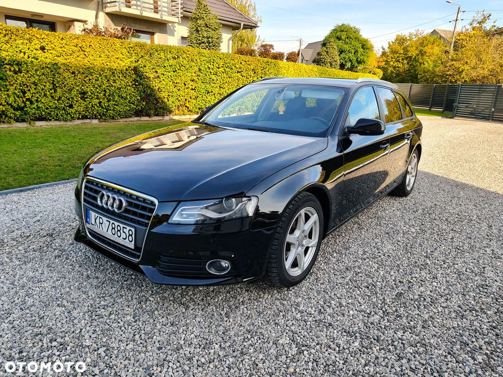 Audi A4 Avant 2011 photo 2