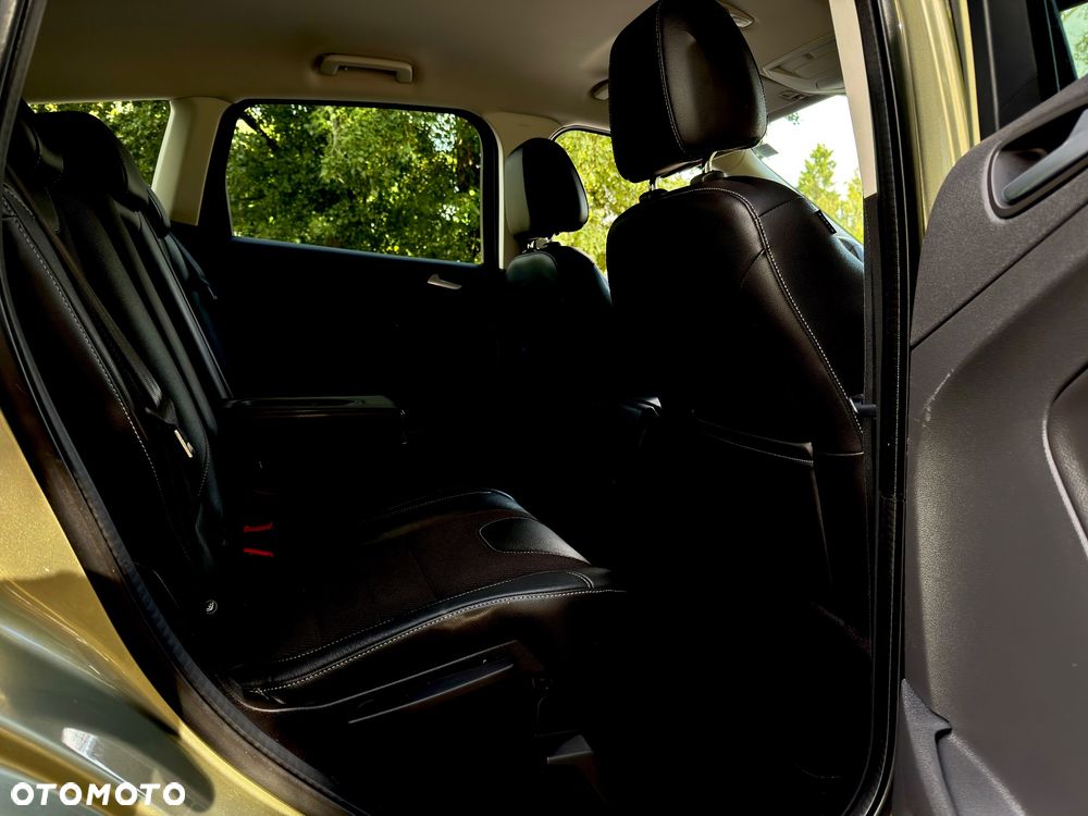 Ford Kuga 2.0 TDCi 4x4 Titanium - 13