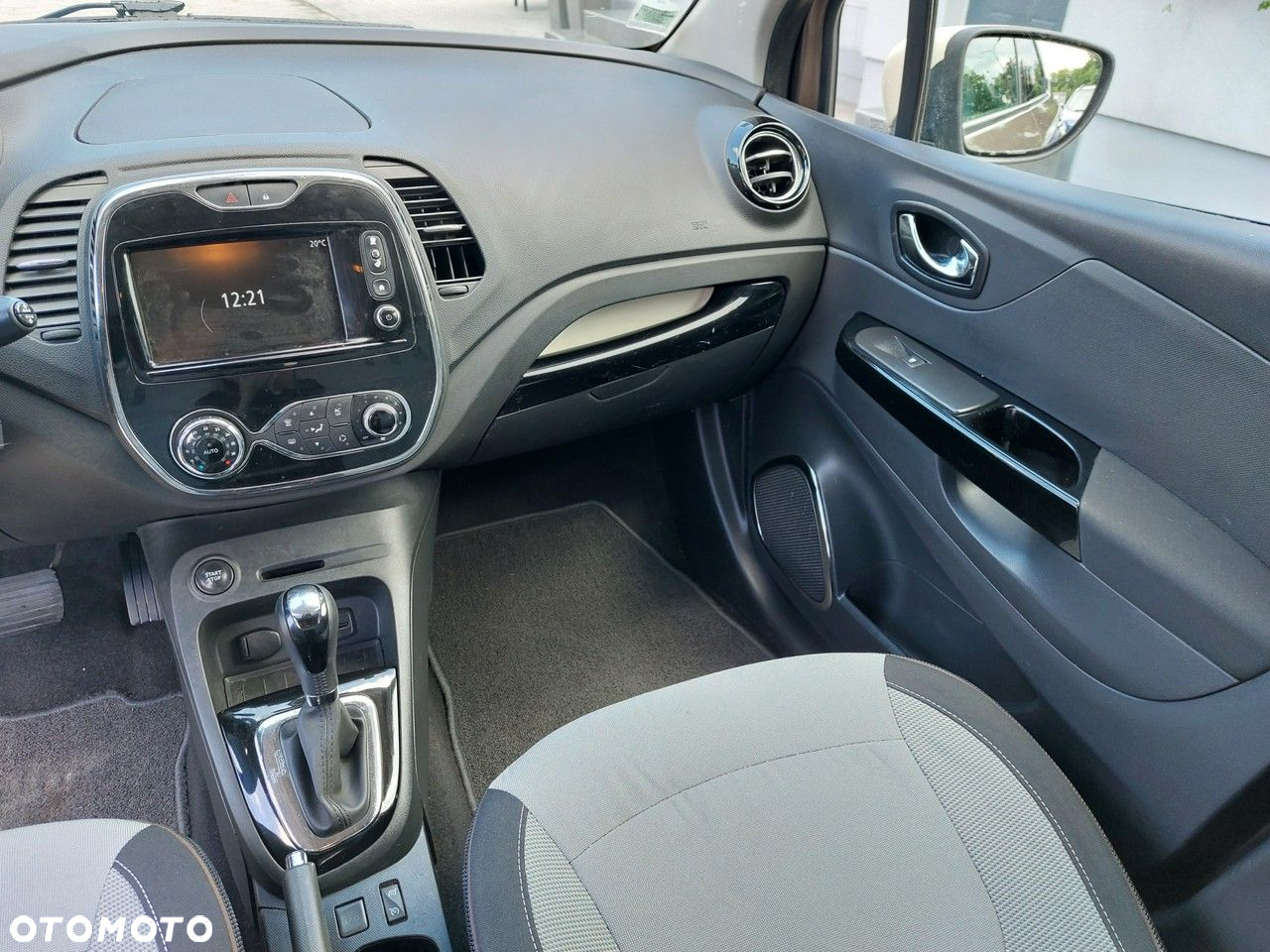 Renault Captur - 20