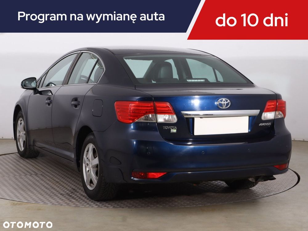 Toyota Avensis - 6