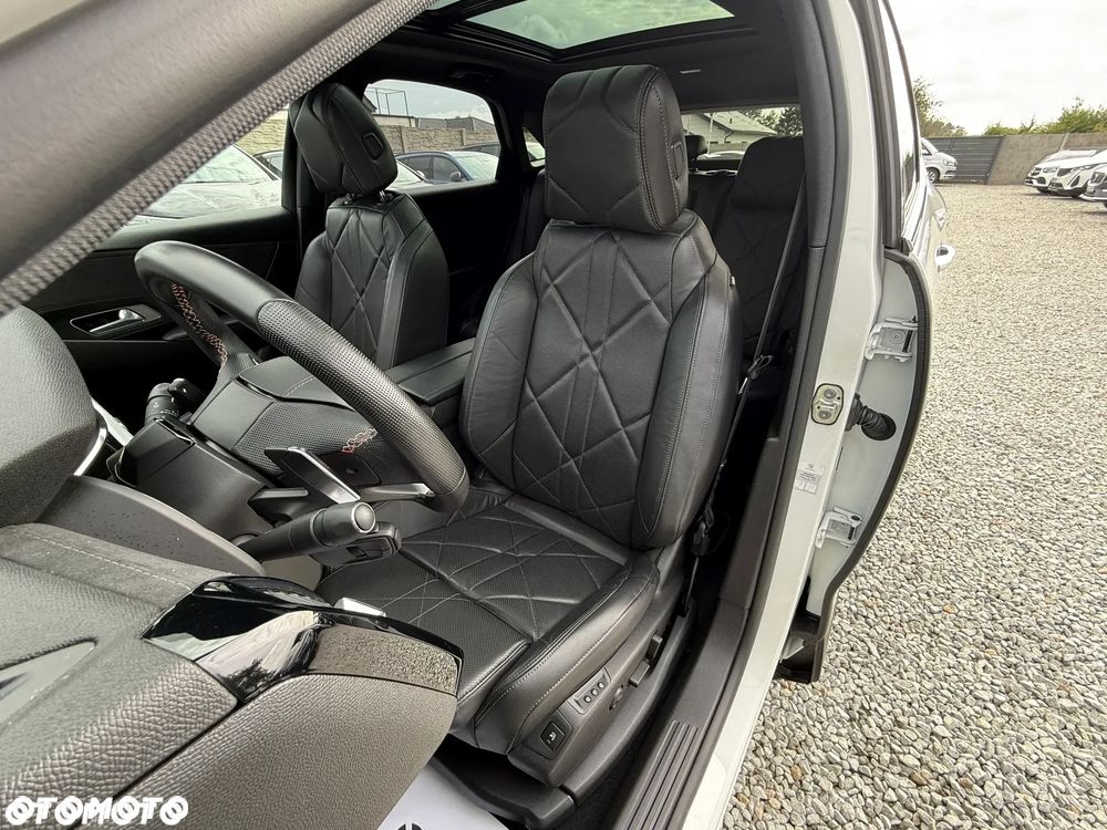 DS Automobiles DS 7 Crossback 1.6 PureTech Performance Line + - 25