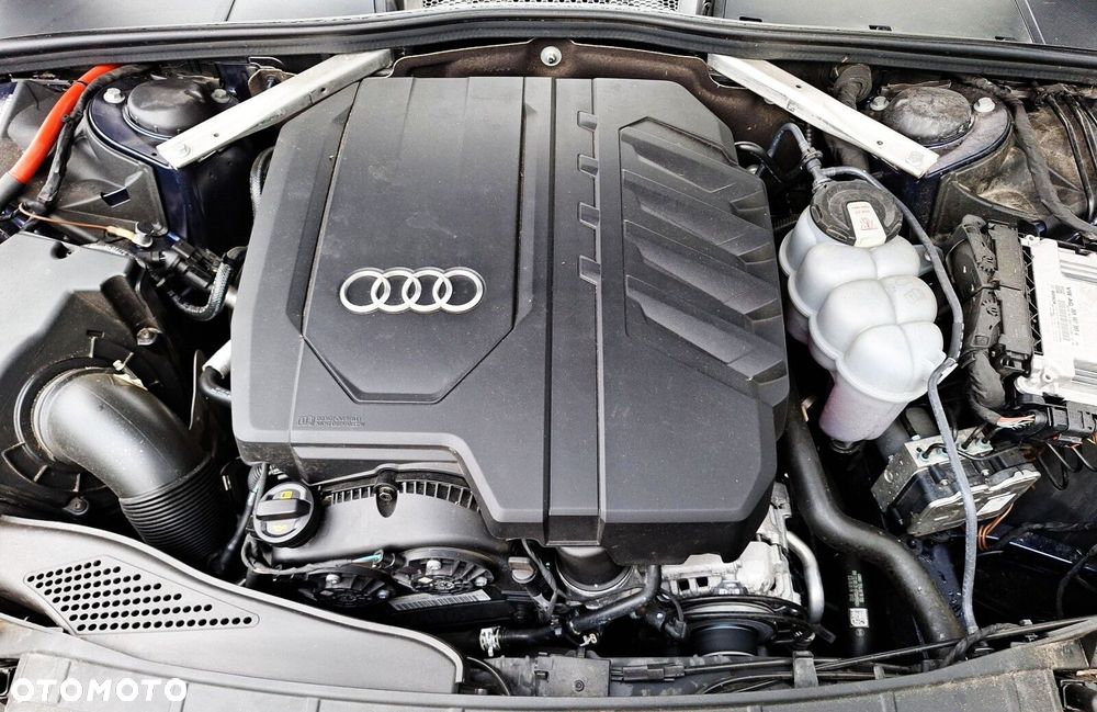 Audi A4 Limousine - 32