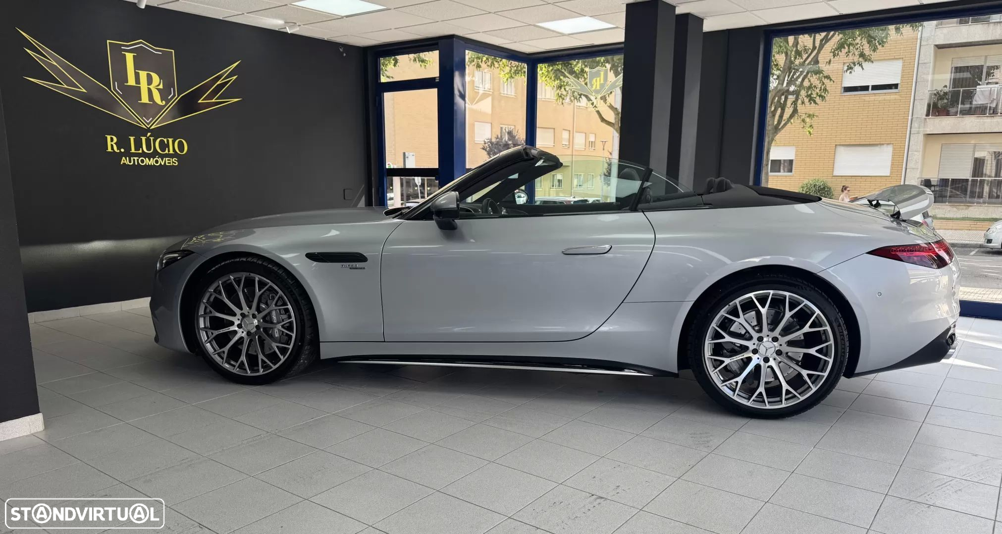Mercedes-Benz SL 43 AMG - 23