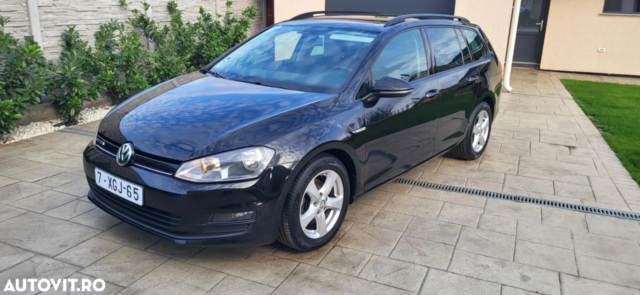 Volkswagen Golf - 3