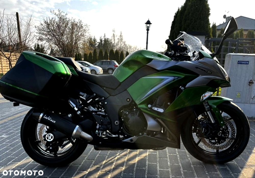 Kawasaki Ninja 1000 SX - 11