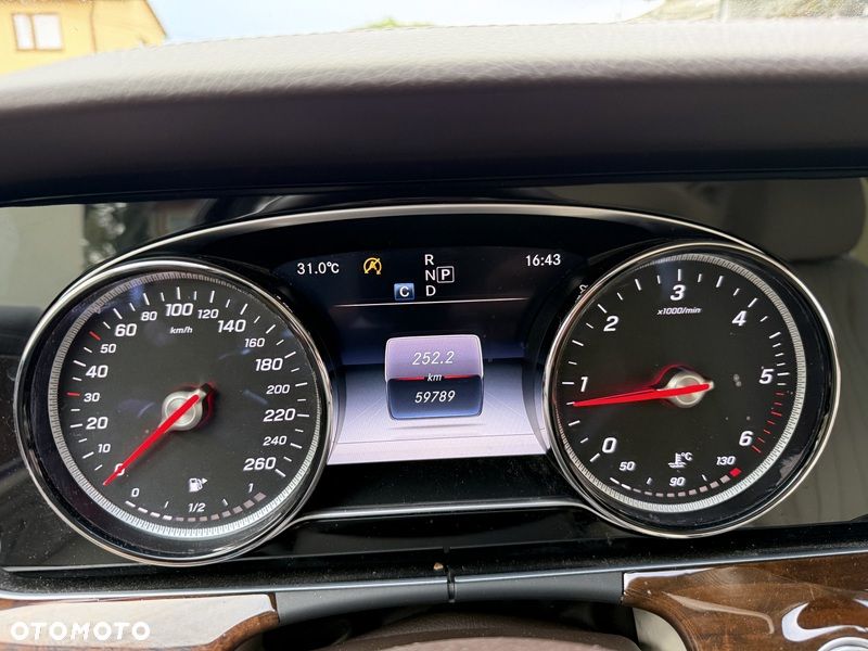 Mercedes-Benz Klasa E 220 d 9G-TRONIC - 7