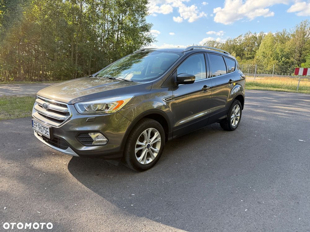 Ford Kuga 1.5 EcoBoost 2x4 Titanium - 1