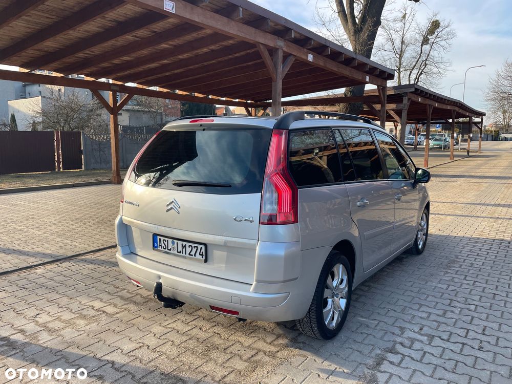 Citroën C4 Grand Picasso 1.8 16V Confort - 36