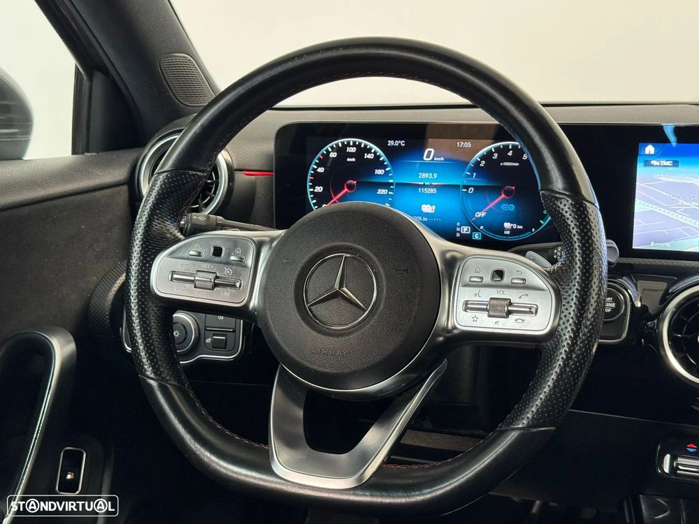 Mercedes-Benz A 250 e AMG Line - 36