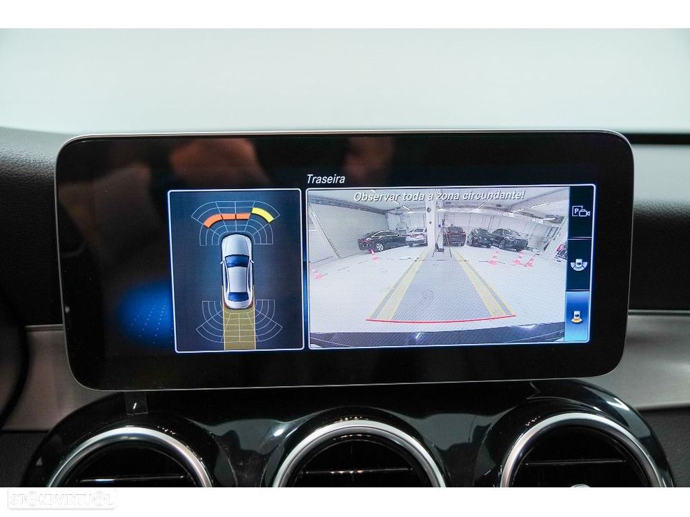 Mercedes-Benz C 300 - 33