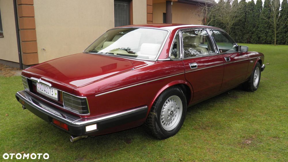 Jaguar XJ XJ6 4.0i - 6