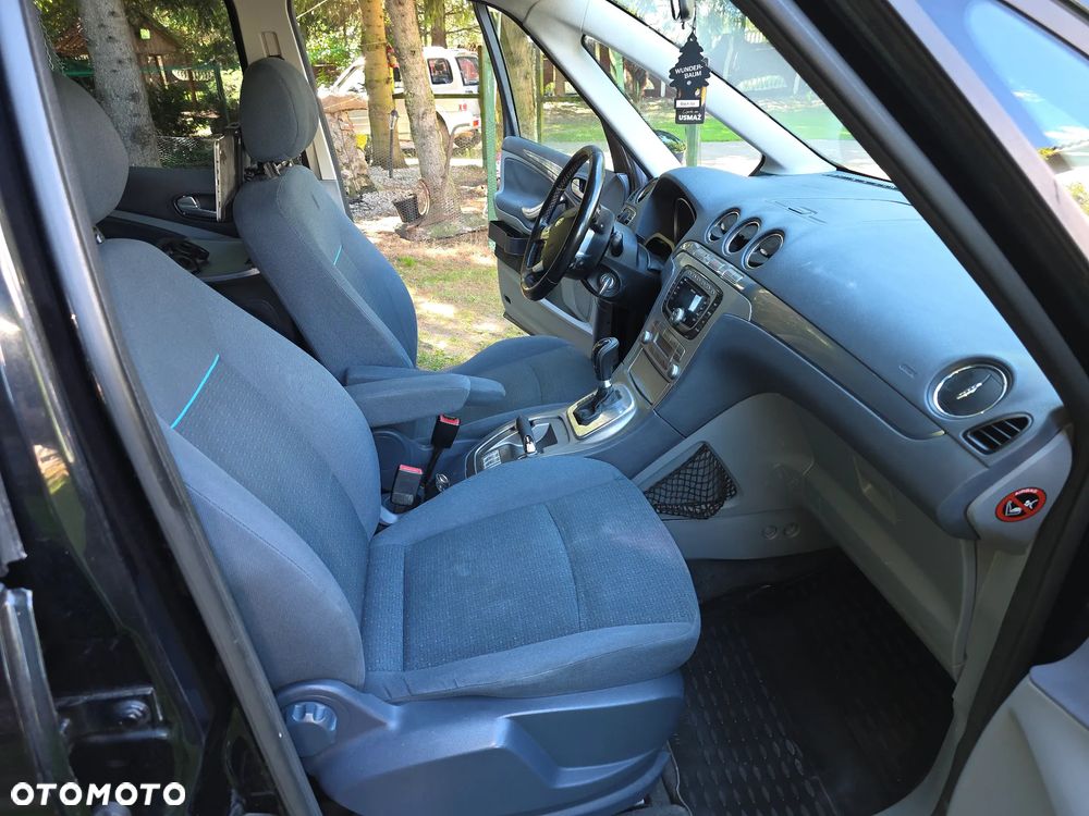 Ford Galaxy 2.0 TDCi Ghia - 12