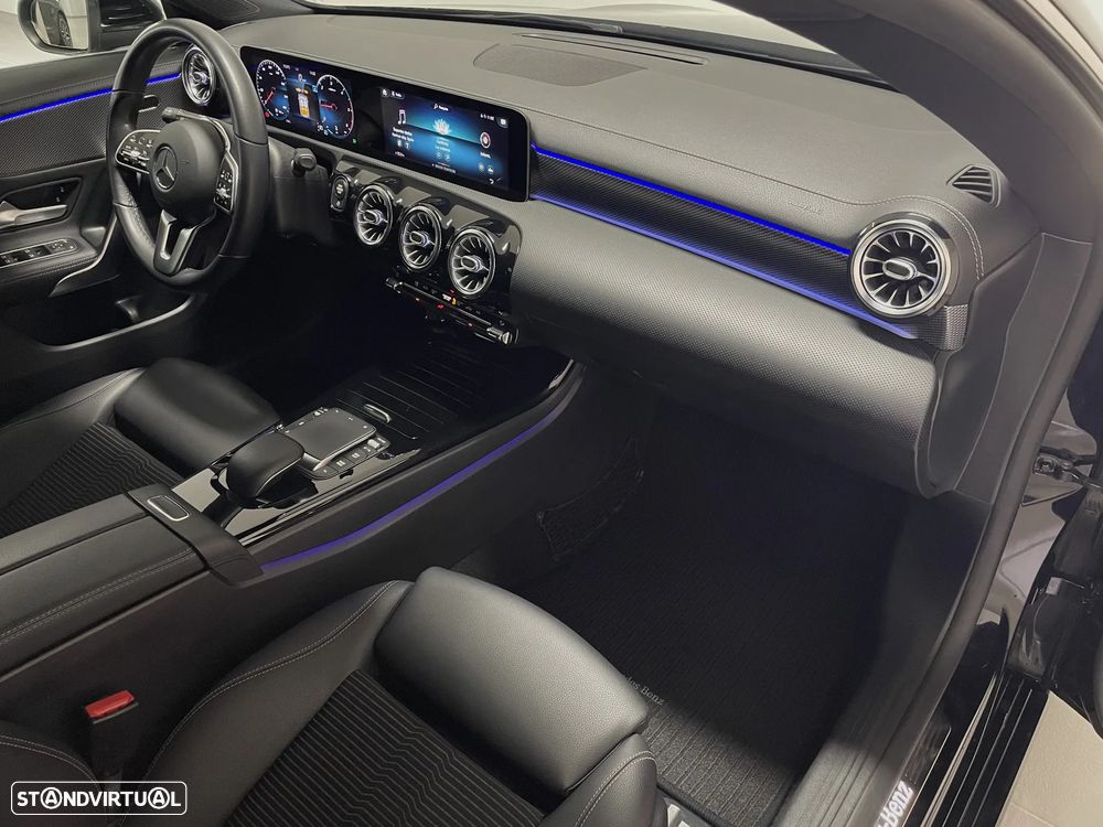 Mercedes-Benz CLA 180 d Shooting Brake 7G-DCT - 19