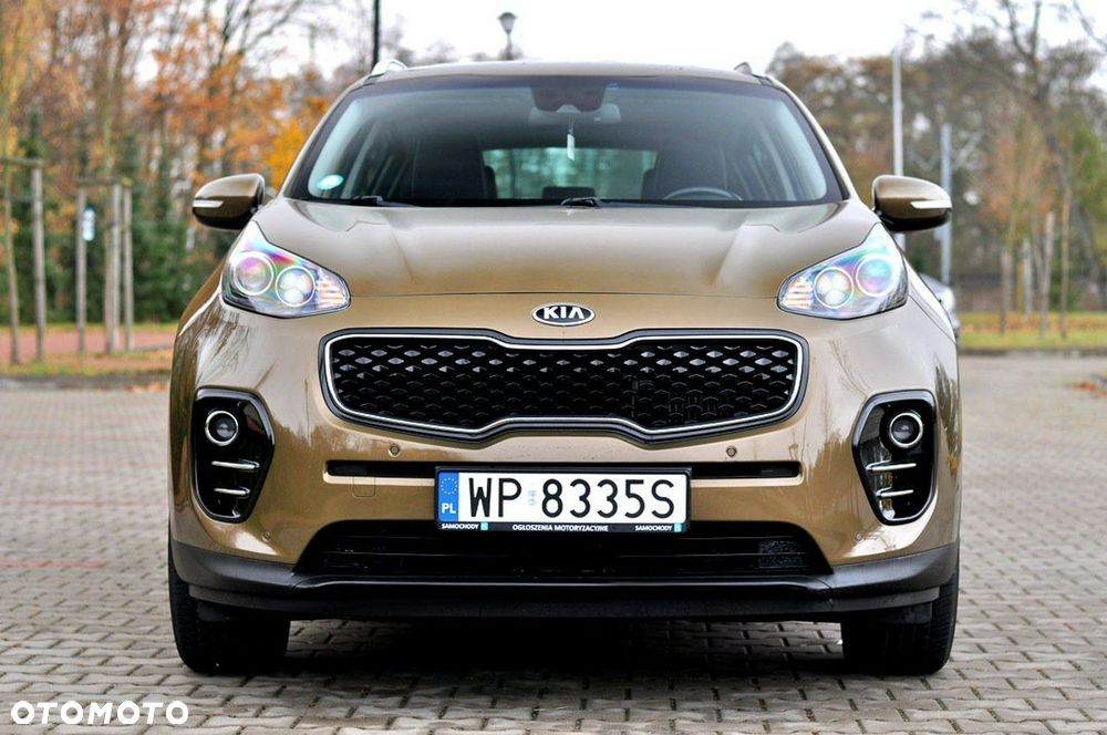 Kia Sportage 2.0 CRDI 4WD Automatik Dream-Team Edition - 35