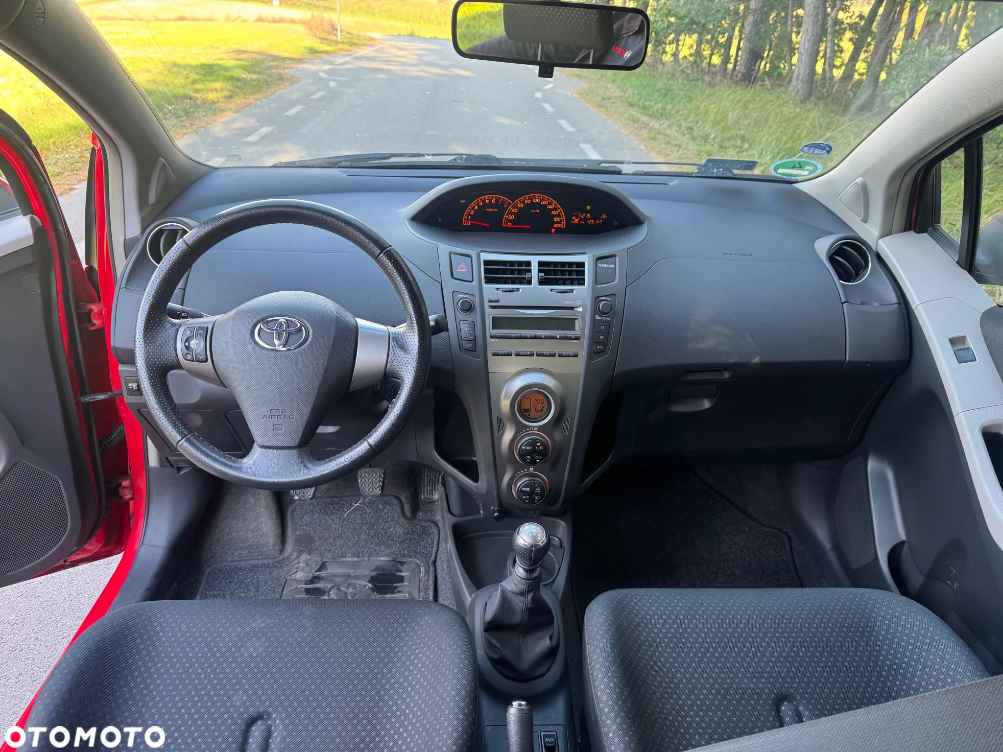 Toyota Yaris - 8