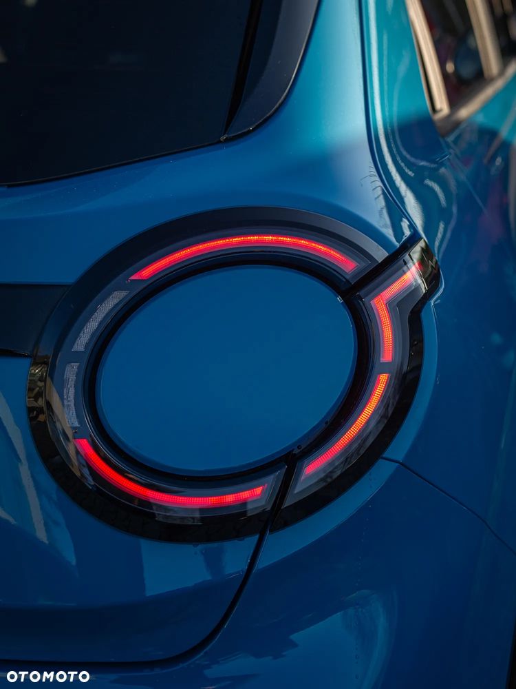 Nissan Micra 52kWh Evolve - 13