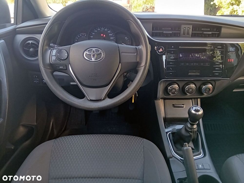 Toyota Corolla 1.33 Active - 13