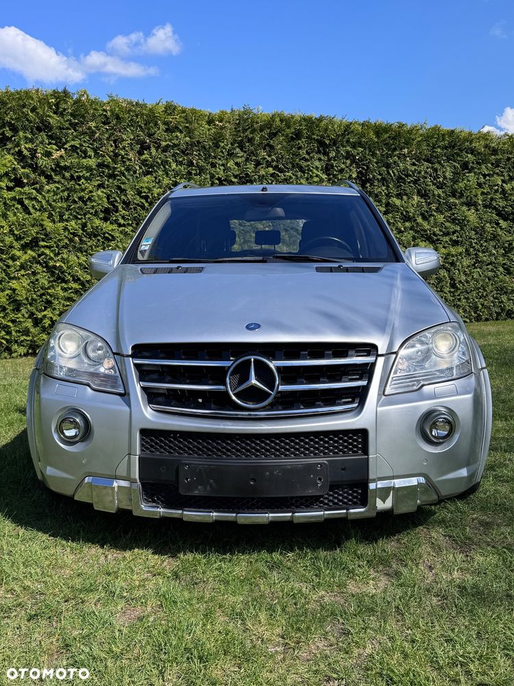 Mercedes-Benz ML 63 AMG 4-Matic - 8