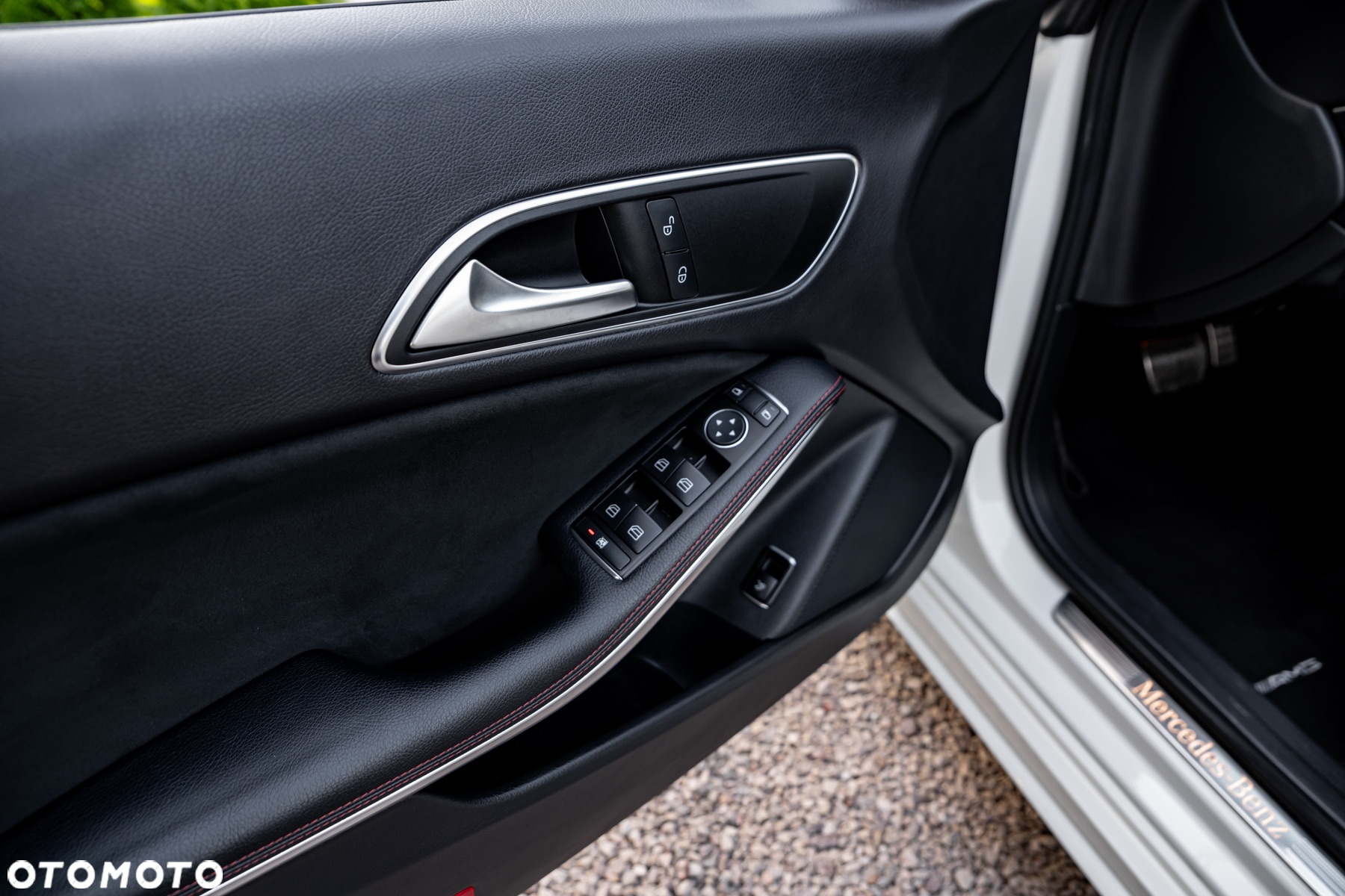 Mercedes-Benz CLA 250 7G-DCT AMG Line - 16