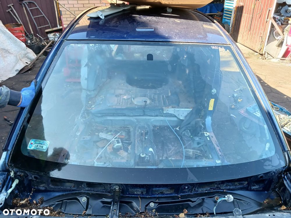 Szyba czołowa przód przednia Toyota Yaris I 3D 99-06