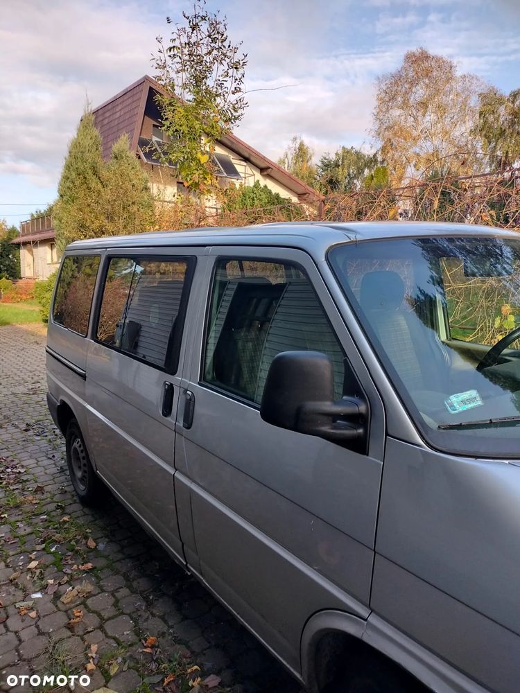 Volkswagen Transporter - 2