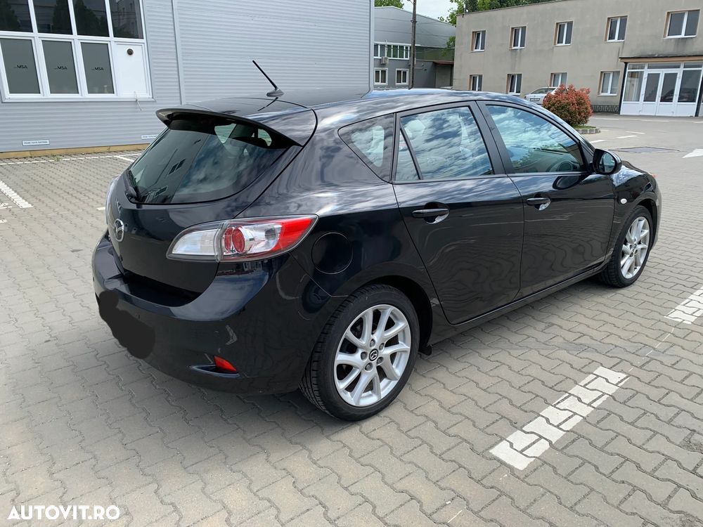 Mazda 3 - 8