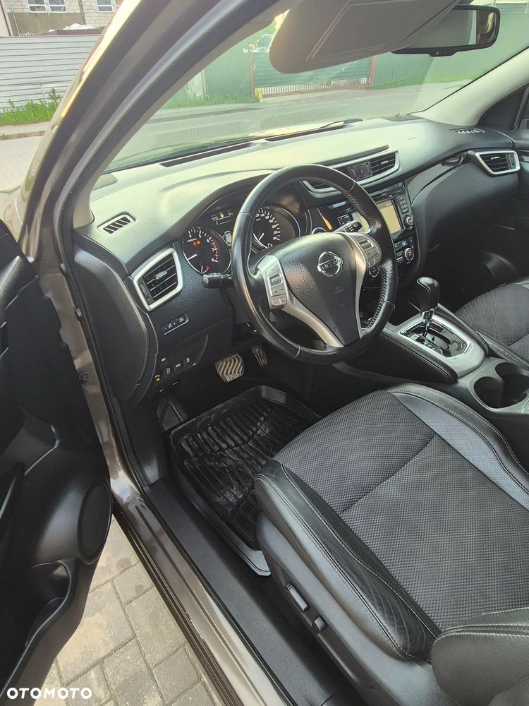 Nissan Qashqai - 11