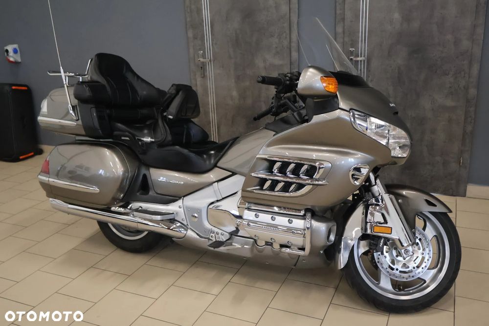 Honda GL - 13