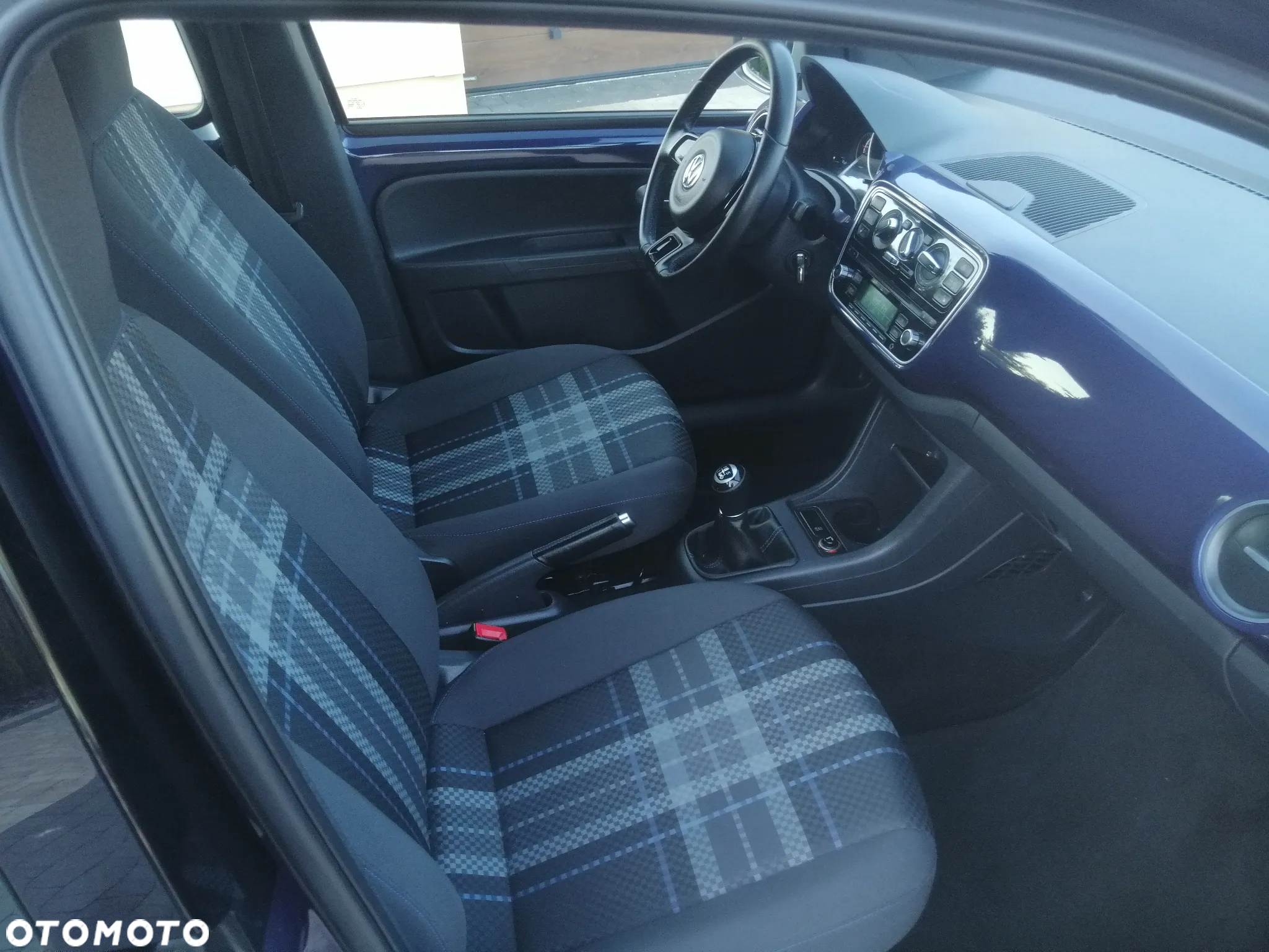 Volkswagen up! club - 27