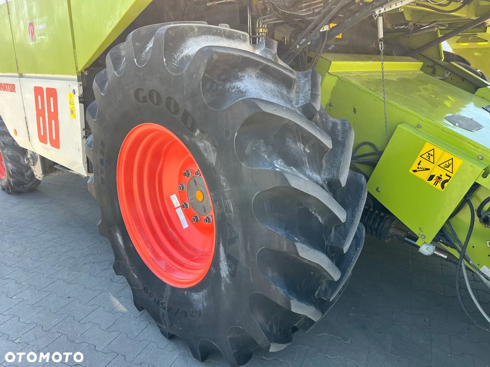 Claas Dominator 88 VX - 9
