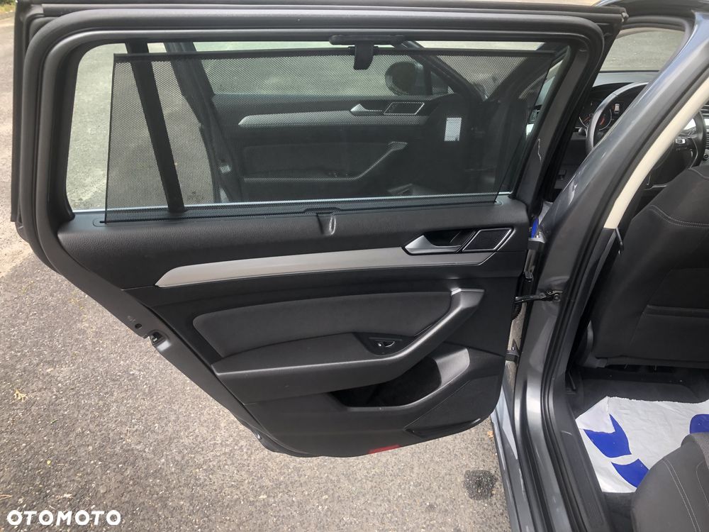 Volkswagen Passat Variant 1.6 TDI (BlueMotion Technology) Comfortline - 25