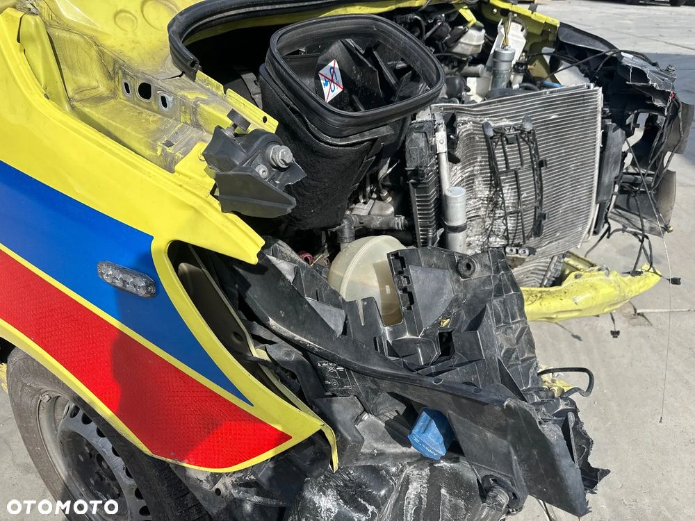 Mercedes-Benz SPRINTER - 12